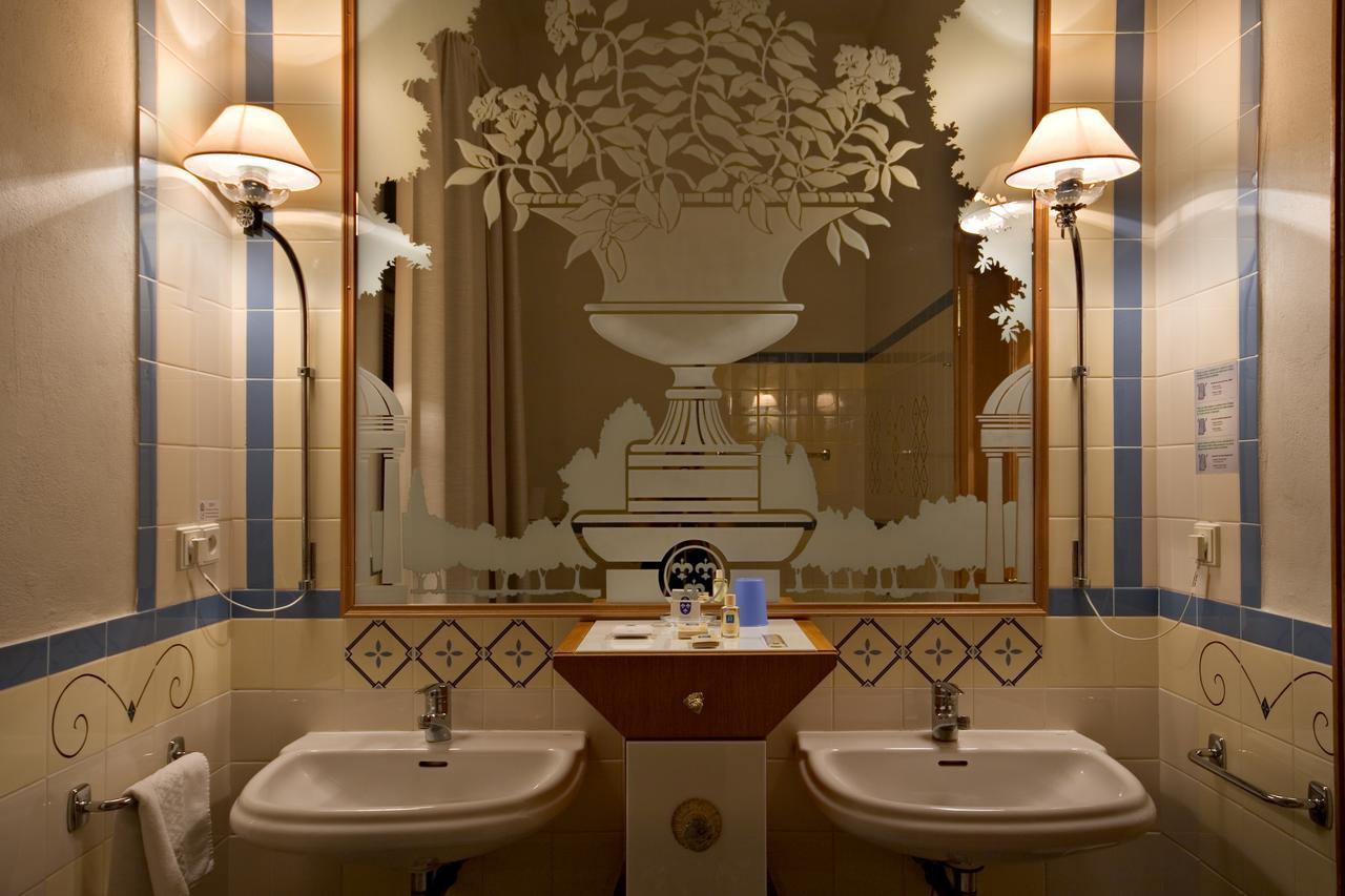 Hotel Three Lilies Inkl Aquaforum Frantiskovy Lazne Bagian luar foto