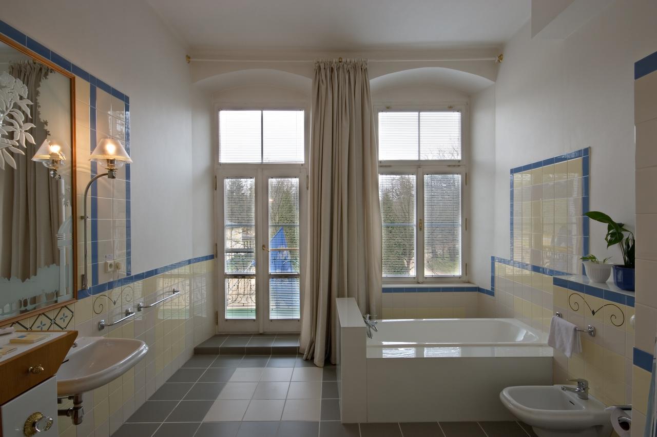 Hotel Three Lilies Inkl Aquaforum Frantiskovy Lazne Bagian luar foto