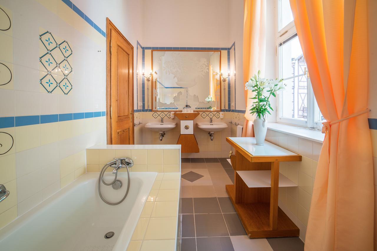 Hotel Three Lilies Inkl Aquaforum Frantiskovy Lazne Bagian luar foto