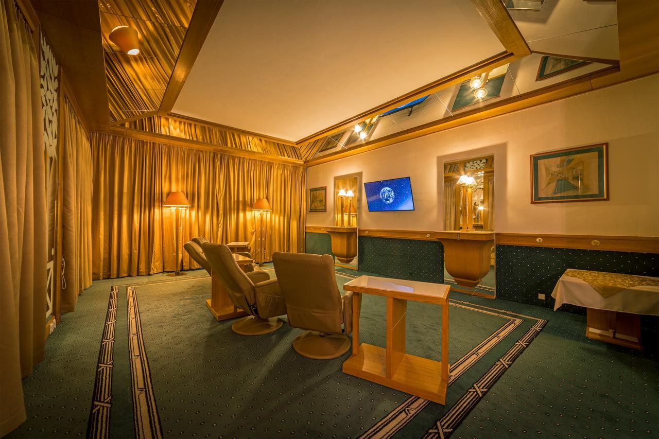 Hotel Three Lilies Inkl Aquaforum Frantiskovy Lazne Bagian luar foto